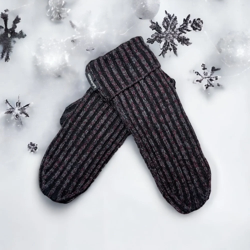 Lululemon Textured Fleece Lined Knit Mittens Merino Wool Cashmere Blend Nwt